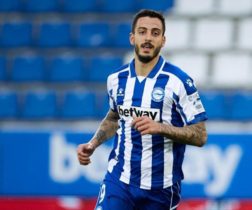 西班牙人与前锋何塞卢达成协议 双方签约三年