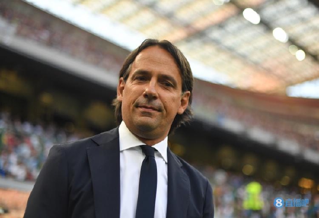 小因扎吉:戈森斯和华金科雷亚入选米兰德比名单