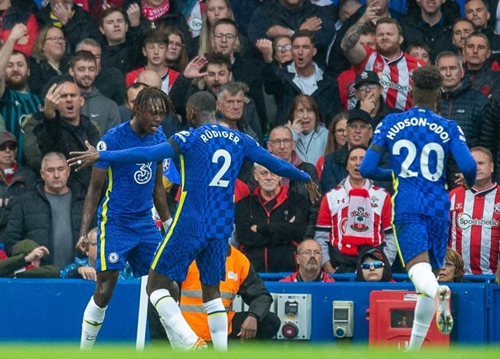 巴萨会面吕迪格经纪人 球员要求税后700万年薪+签约奖金