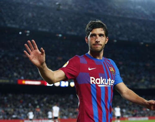 进球网谈巴萨续约:优先续约登贝莱阿劳霍罗贝托情况不明朗