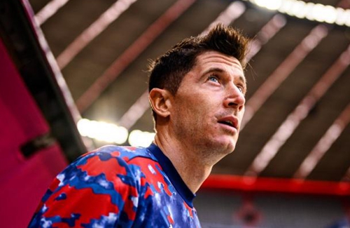 去西甲有助莱万实现金球梦 巴萨提供3500万-4000万欧年薪