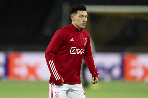 寻左脚中卫巴萨有意利桑德罗-马丁内斯球员正在当地找公寓