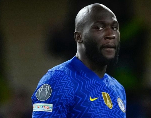 追逐哈兰德和莱万遇到阻碍 巴萨考虑引进卢卡库